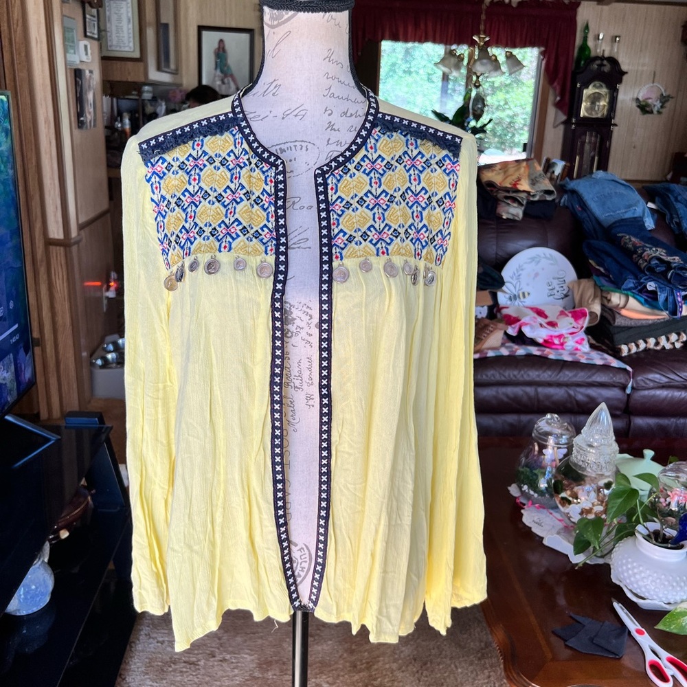 Beautiful yellow cardigan with metal silver Indian coins 🪙